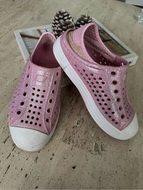Skechers Pink Glitter Slip-On Perforated Sneakers